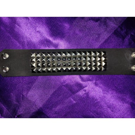 Pulsera Spikes Cuadrado Mate