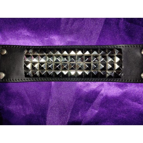 Pulsera Spikes Cuadrado