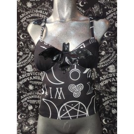 Blusa Brat Bat Collage Witch